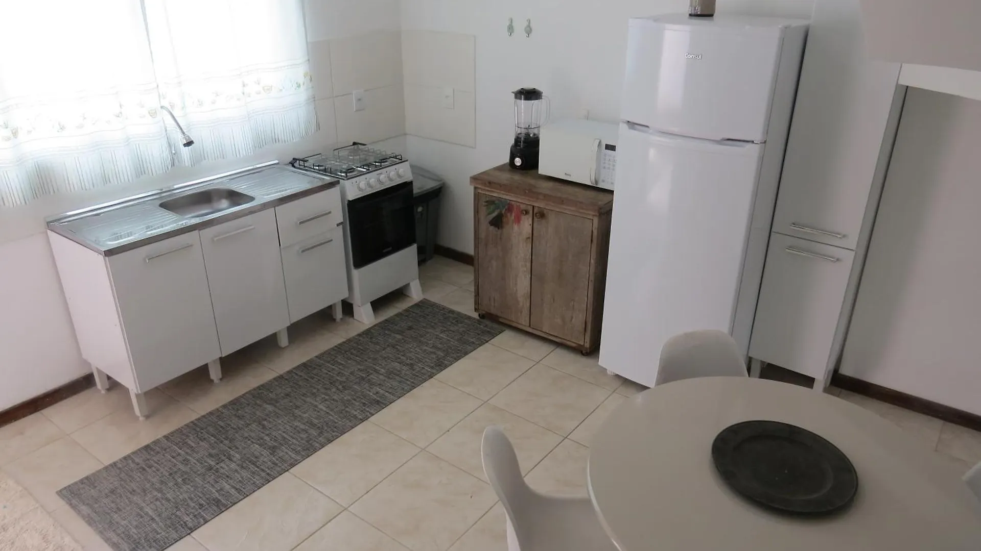 Sobrado Com Quintal Distante 10 Mns De Balneario Camboriu Villa Holiday home