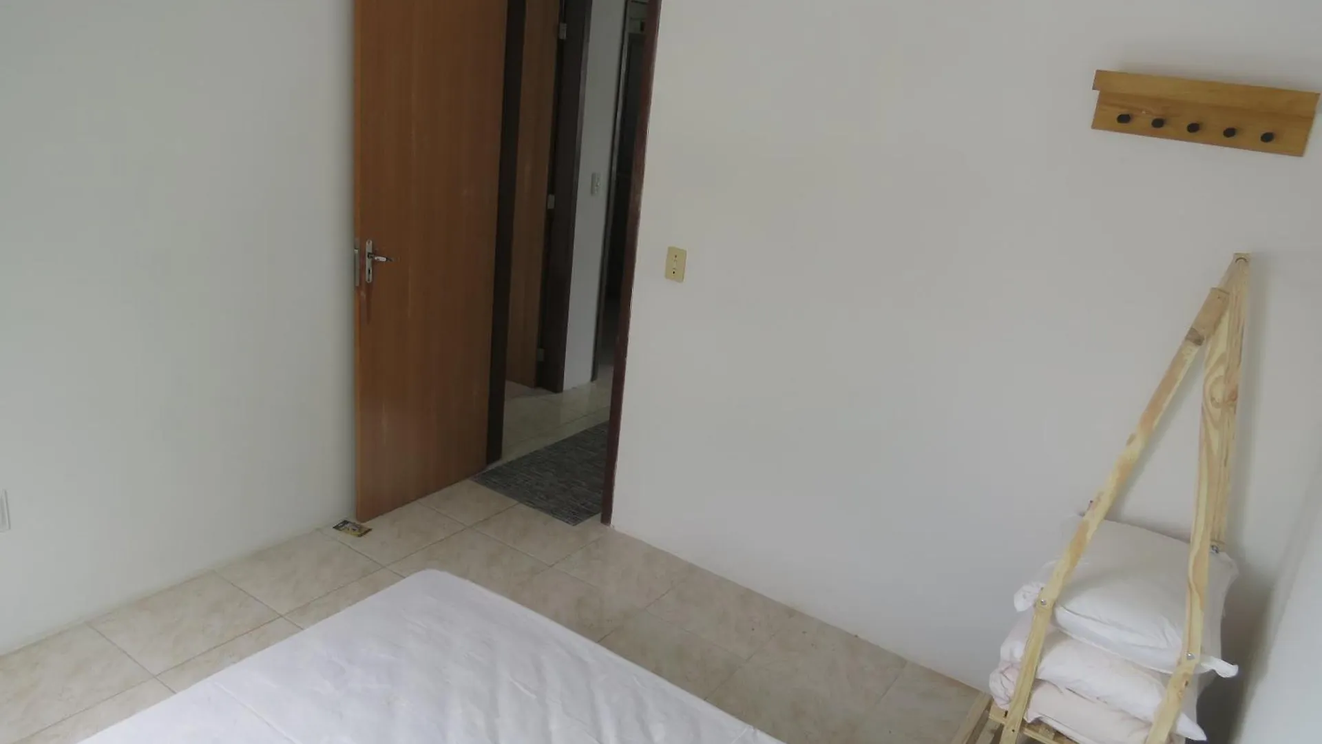 Sobrado Com Quintal Distante 10 Mns De Balneario Camboriu Villa Holiday home