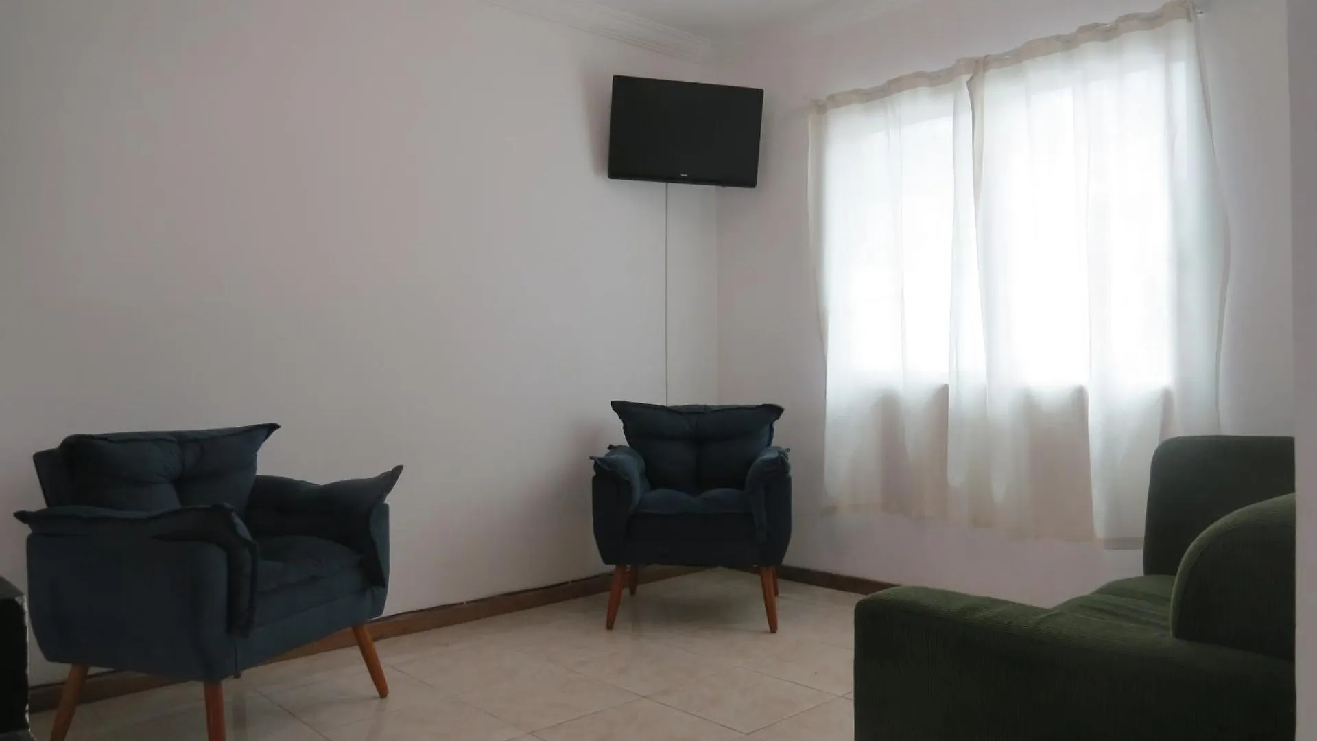 Sobrado Com Quintal Distante 10 Mns De Balneario Camboriu Villa Holiday home